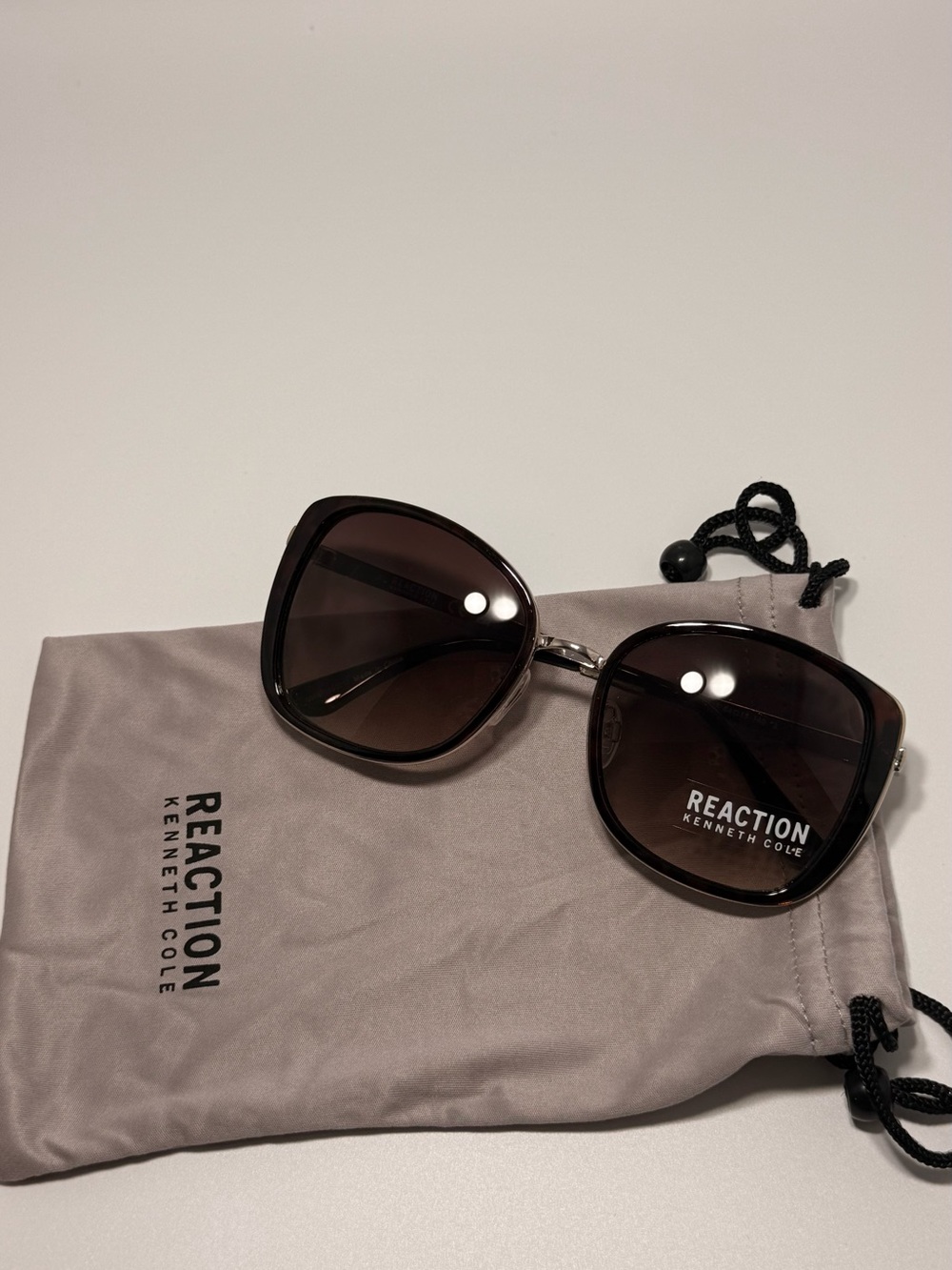 Reaction Womens Tortoise Butterfly Metal Sunglass - NEW